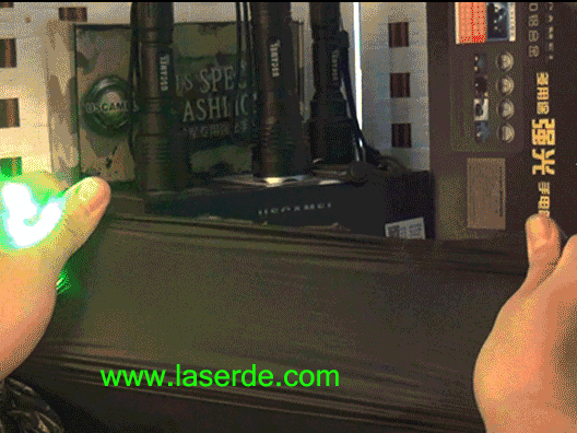 laserpointer schlüsselanhänger grün