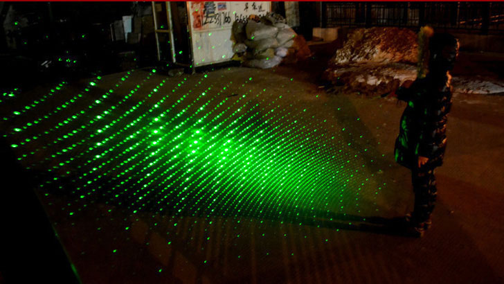 grüner 8000mw laser