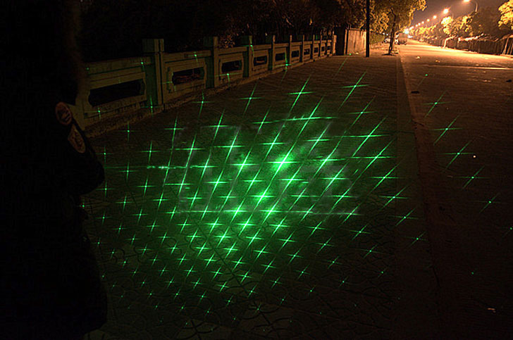grüner 8000mw laser pointer